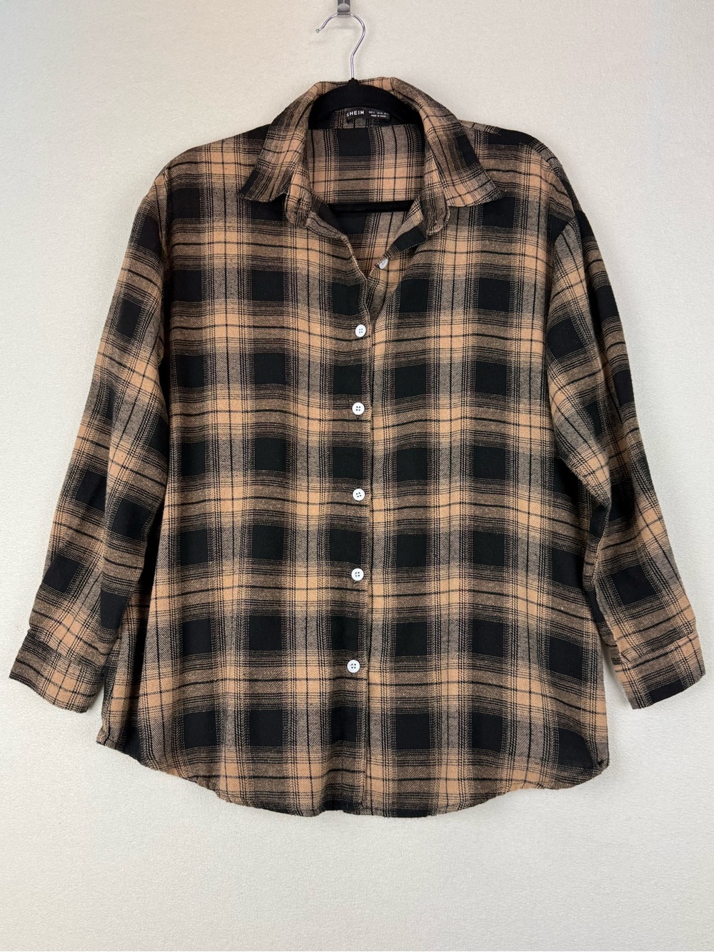 SHEIN Black and Tan Plaid Casual Button-Down Shirt 90’s Grunge Cobain-Core